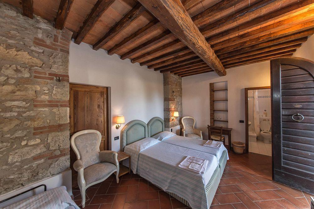 Gasthaus Relais Santa Cristina Radda in Chianti Exterior foto